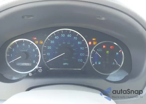 2010 Toyota Sienna Le z USA, uszkodzony, nr VIN 5TDKK4CC8AS316132